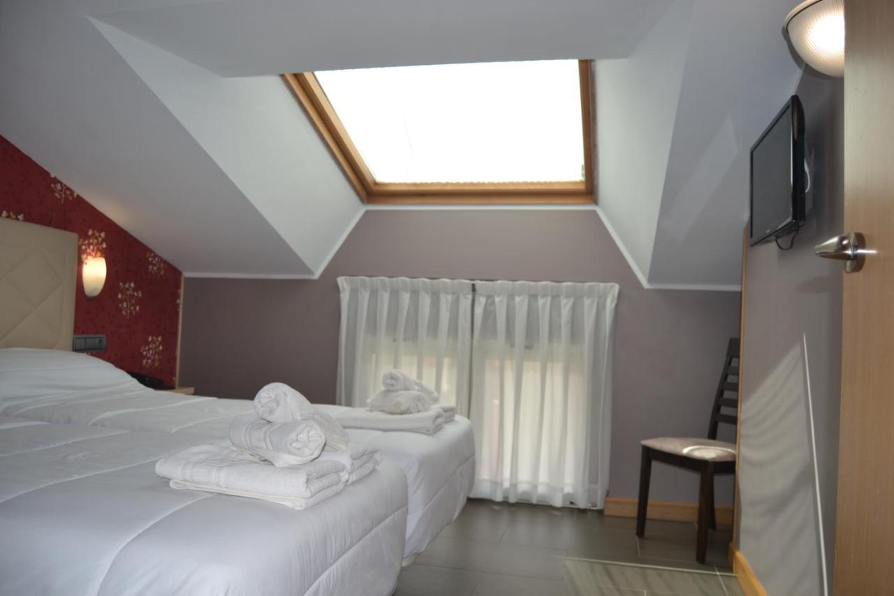 Apartamentos Spa Cueto กังกัส เด โอนิส ภายนอก รูปภาพ