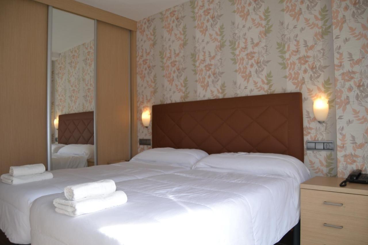 Apartamentos Spa Cueto กังกัส เด โอนิส ภายนอก รูปภาพ