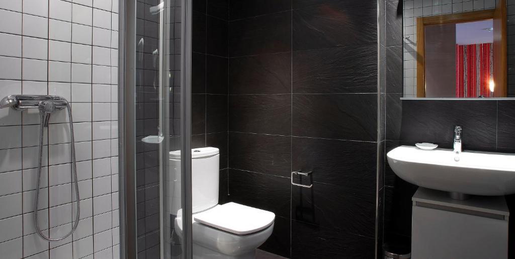 Apartamentos Spa Cueto กังกัส เด โอนิส ภายนอก รูปภาพ