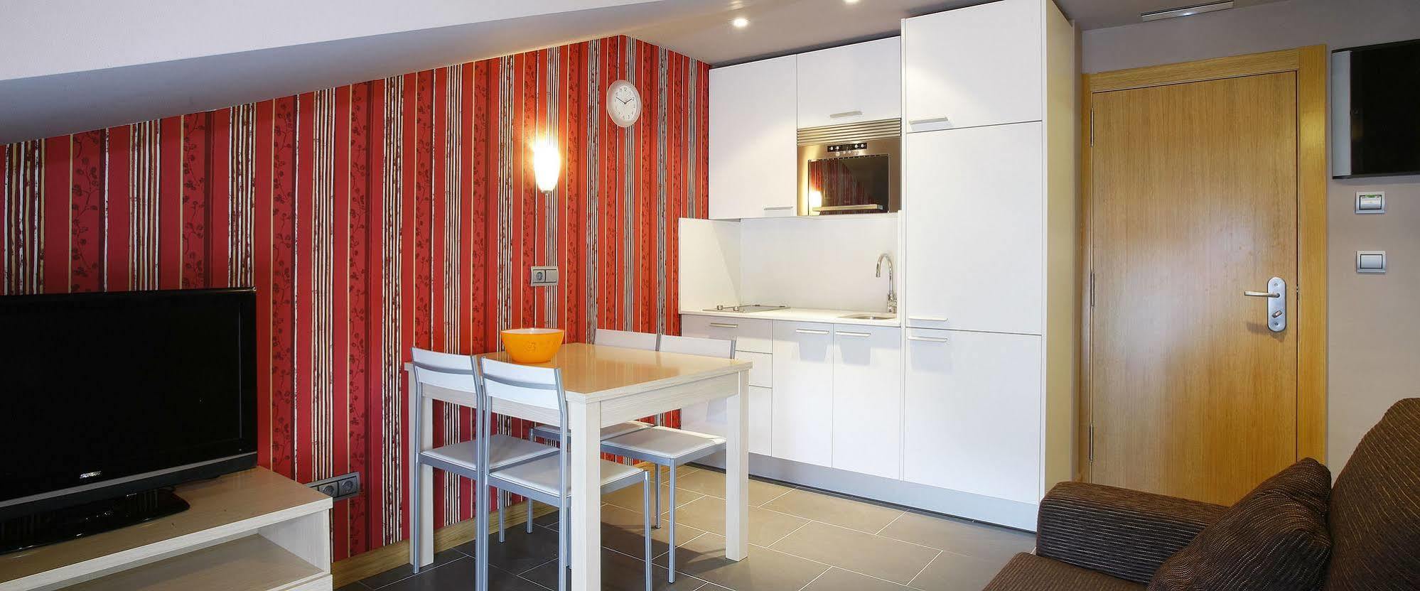Apartamentos Spa Cueto กังกัส เด โอนิส ภายนอก รูปภาพ