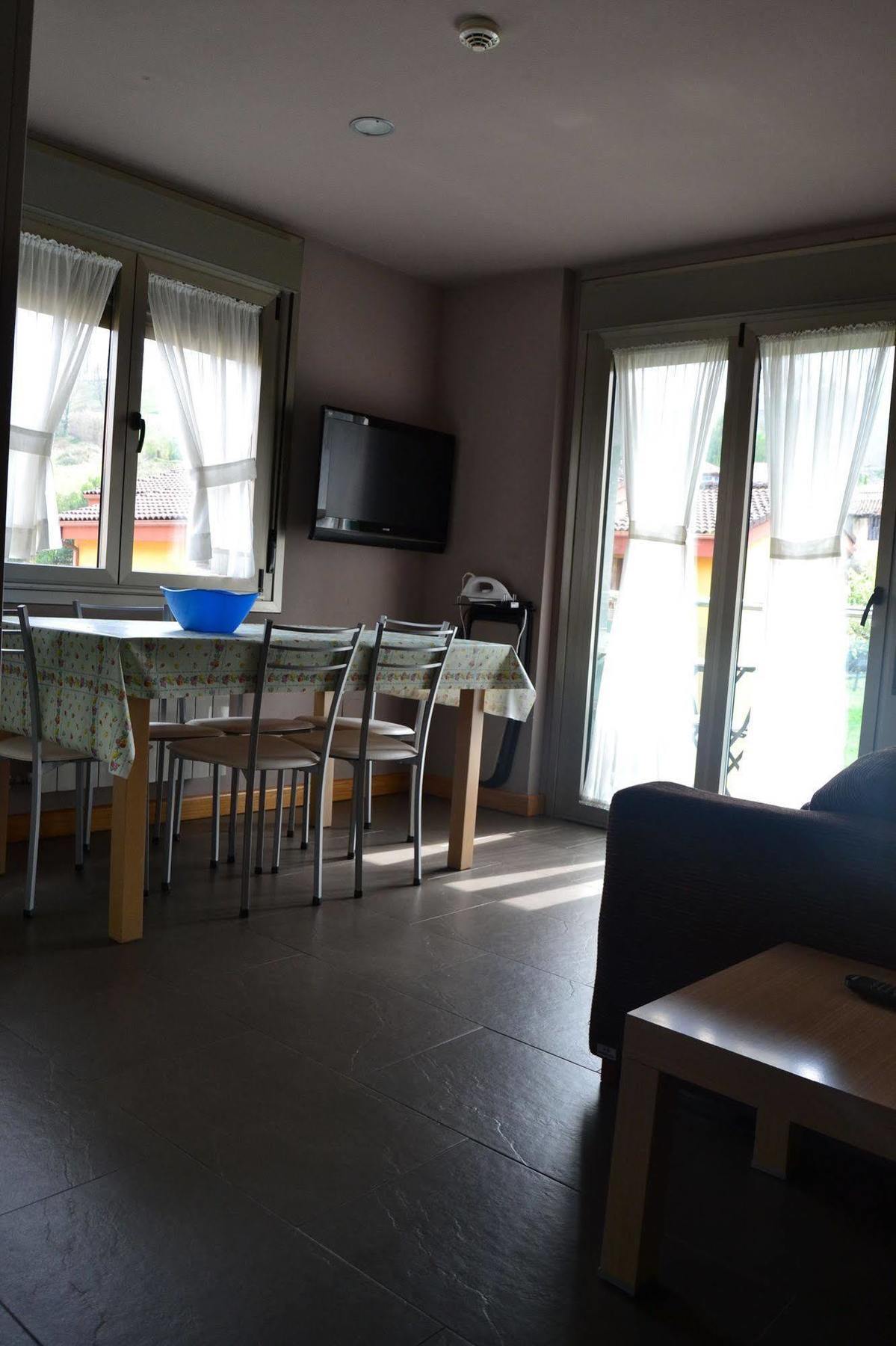 Apartamentos Spa Cueto กังกัส เด โอนิส ภายนอก รูปภาพ